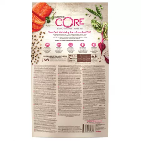 CORE корм из лосося для стерилизованных кошек и кастрированных котов 4 кг